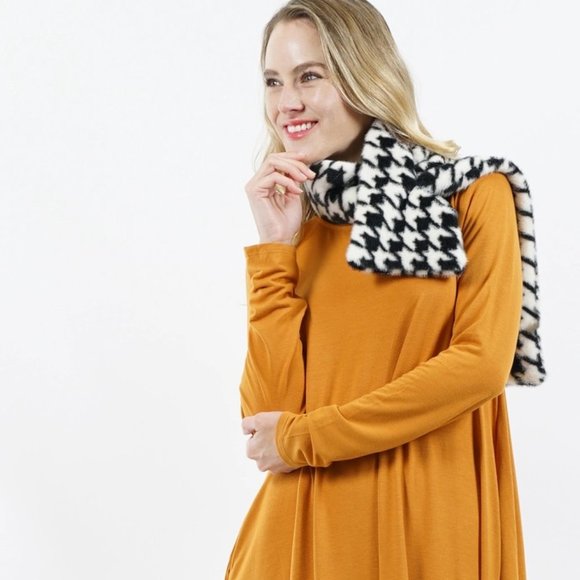 NEW Faux Fur Scarf Houndstooth Tuck-In Scarf - Picture 1 of 6